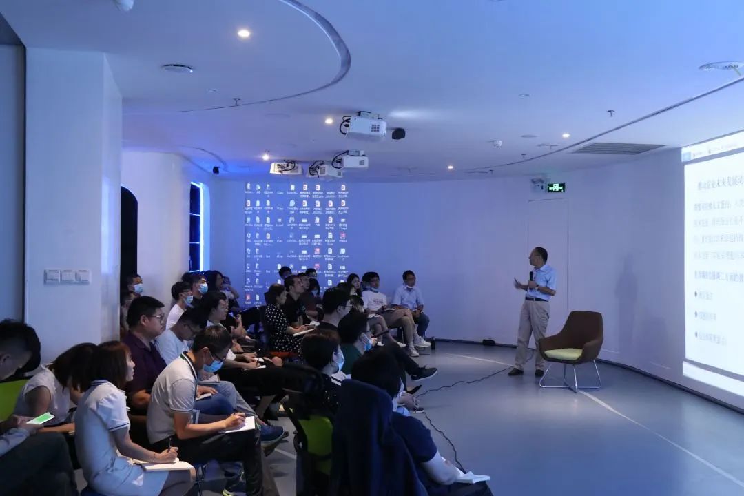 230e51a83e68e3740e58b1fcb0792dc9