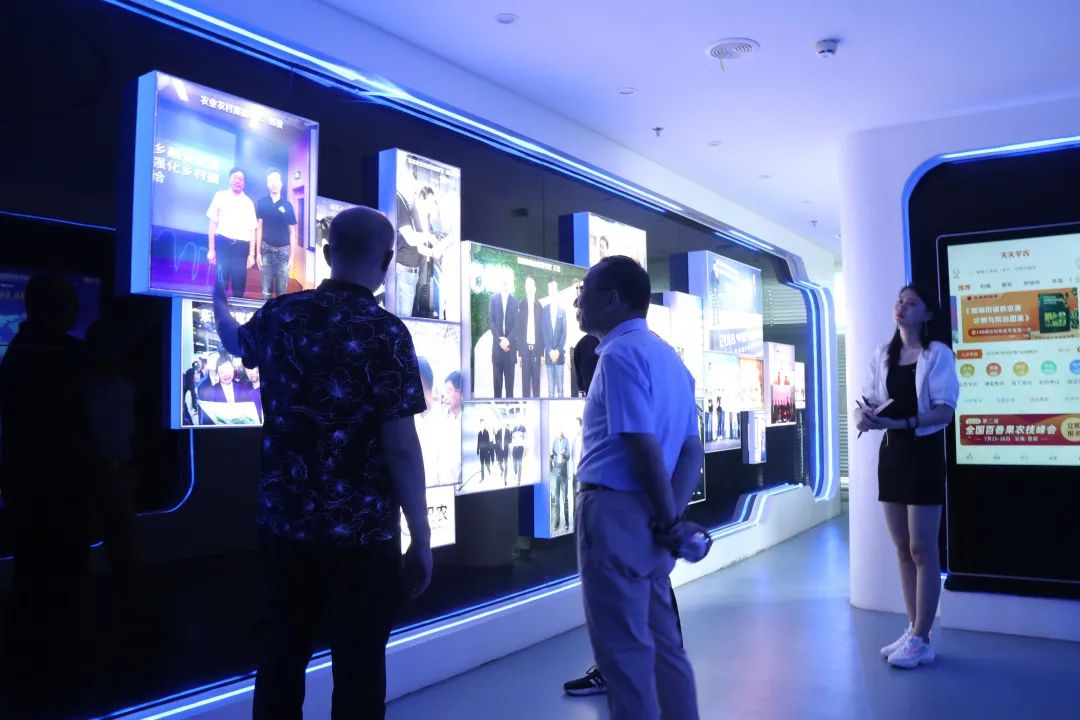 721cd69e3f905ffdf81c16b4f33d4363