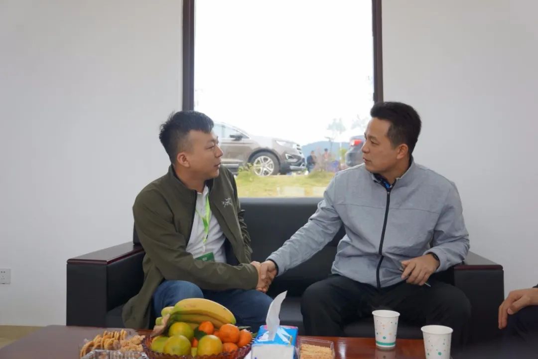 ca5b4df0037f664251be271da8766855