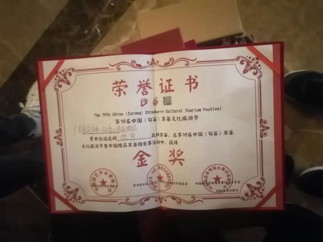 5adcf575f319c8dbabd9b63e64f7dea7