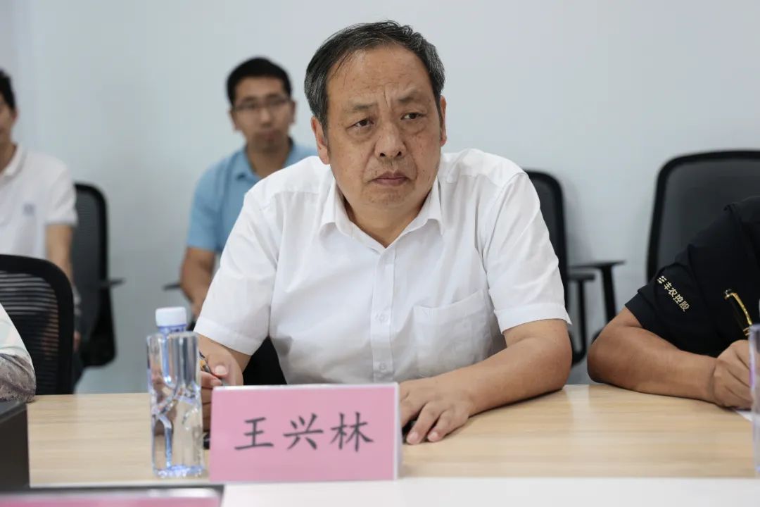 774b8910922280619c4867c772d8cfa0