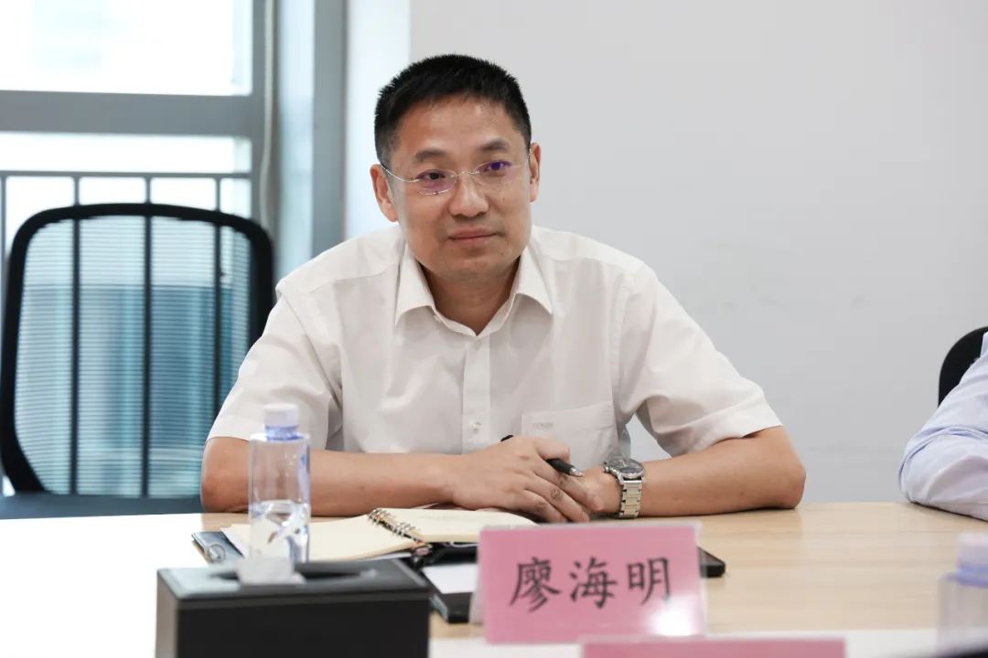 b063856bee2c16aa36d825269368df37