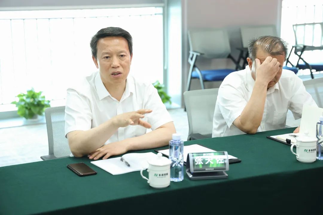 4cbda92262f99da84d9a695c7e2593b8