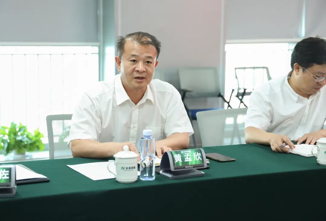 50b81257e54b92d19c9c61bd7988d1c0