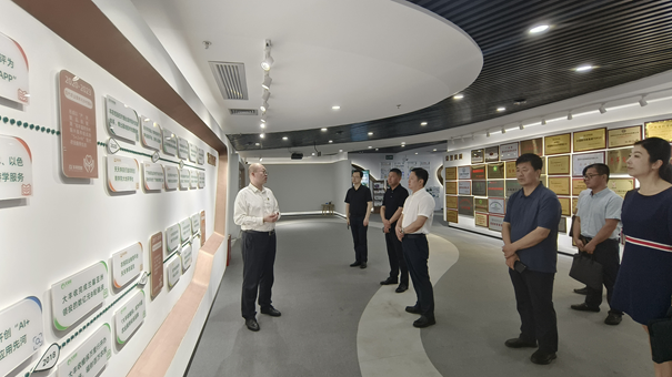 d8970cf7ee7ffbeaba6f0e19cd37ad52