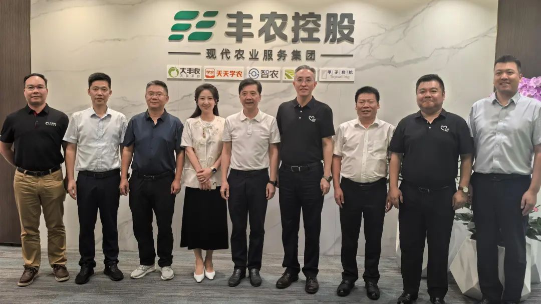 03e41d410891e40a7d962ddbc719bf21