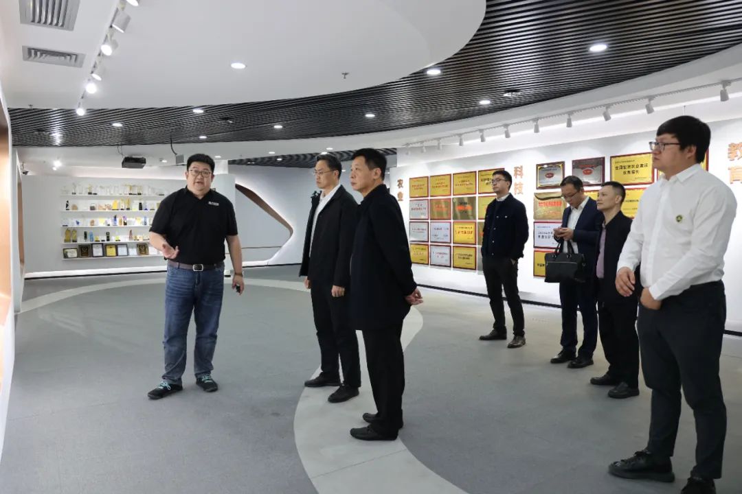 93b05af7214ee4867524f3faa5896c40