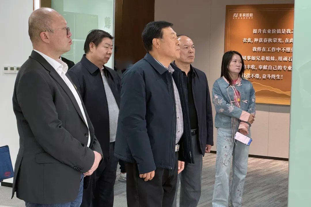 e813c2cdaffd649e5309a85567a8debe