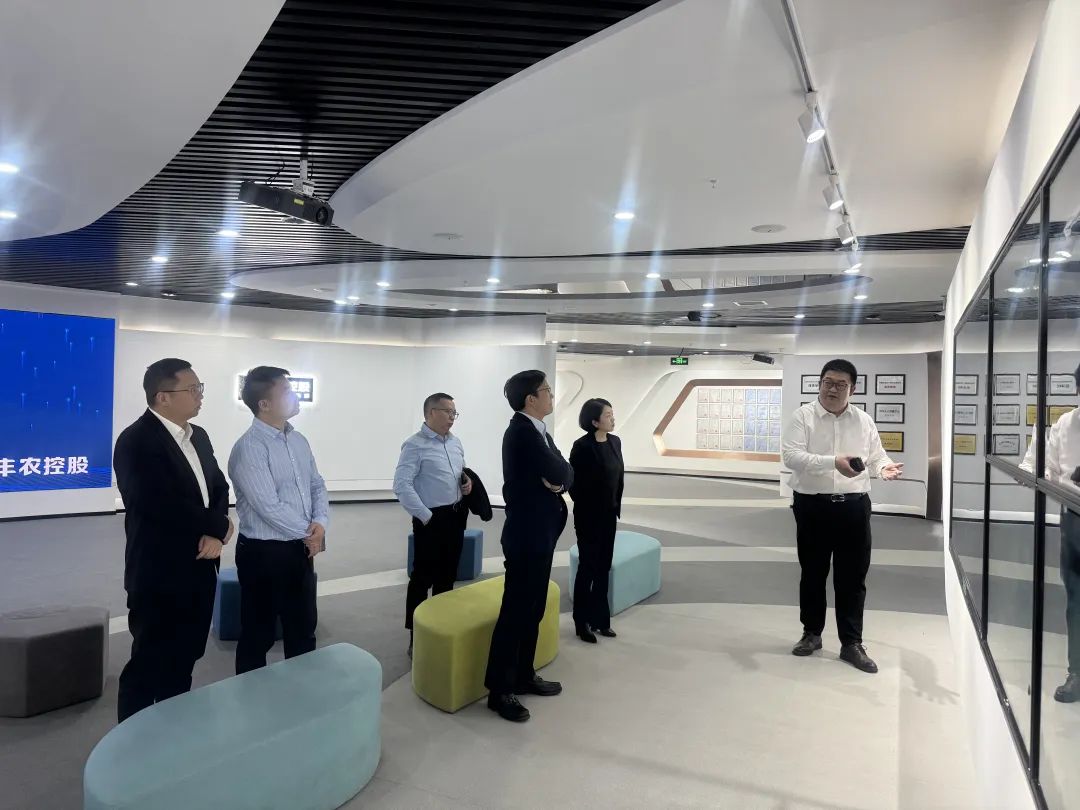 e461e007f0bd1345a168048eaa5fc989