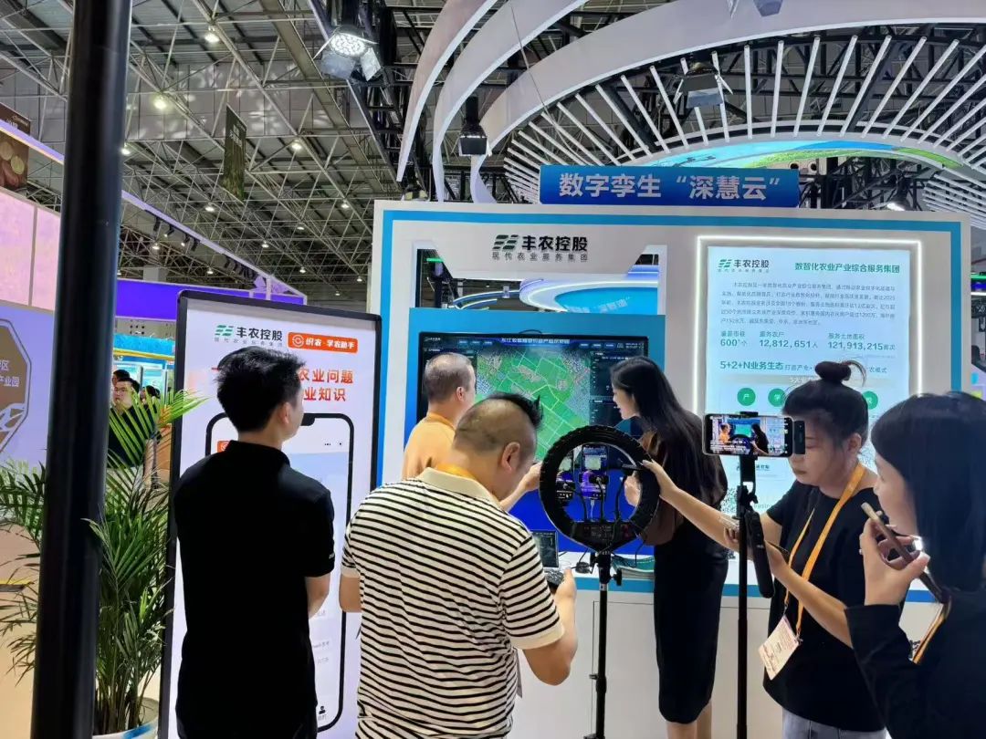 c6cba710ad6a0098a0d85bbfb6e4f1b6